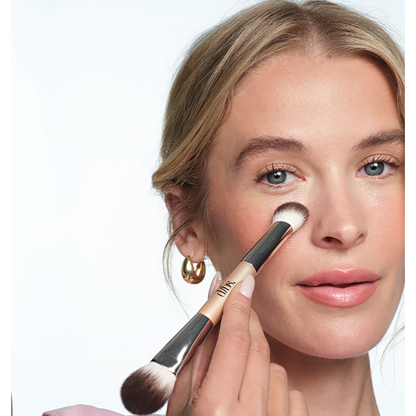 Dúo de Brochas Disimulador de Ojeras 3