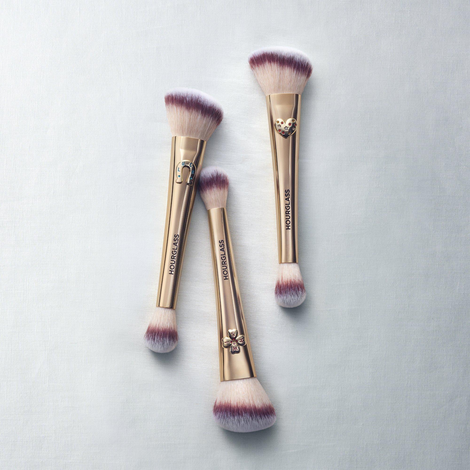 Кисть Hourglass Ambient Lighting Edit II — фото 4