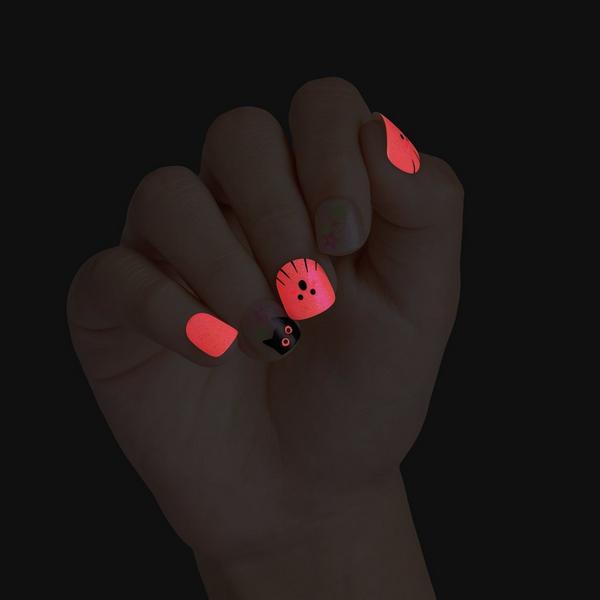 Kiss Impress Mini Short Squoval Press On Nails for Kids, Tricky #4