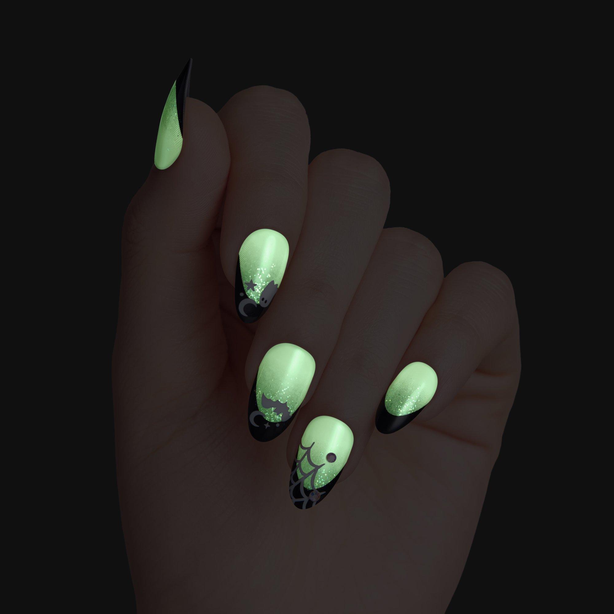 Накладные ногти Kiss Impress Design, средняя миндалевидная форма, Boo Proof — фото 4