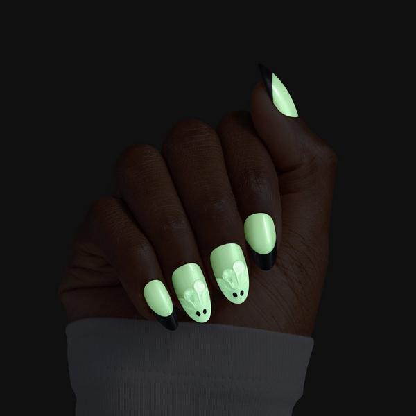 Kiss Core Design Medium Almond Press On Nails, Midnight Makeover #5