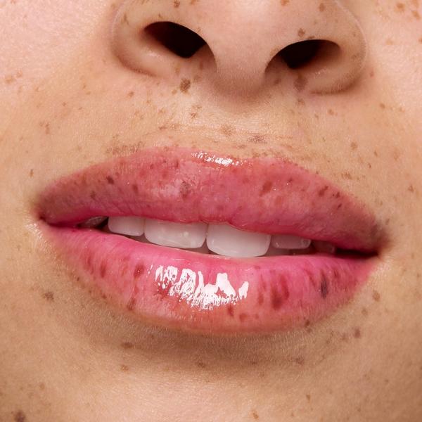 Essence Say It With Juicy! Juicy Bomb Shiny Lip Gloss #3