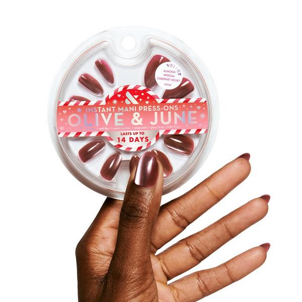 Olive & June Holiday Instant Mani - Cabernet Velvet Almond Medium #4