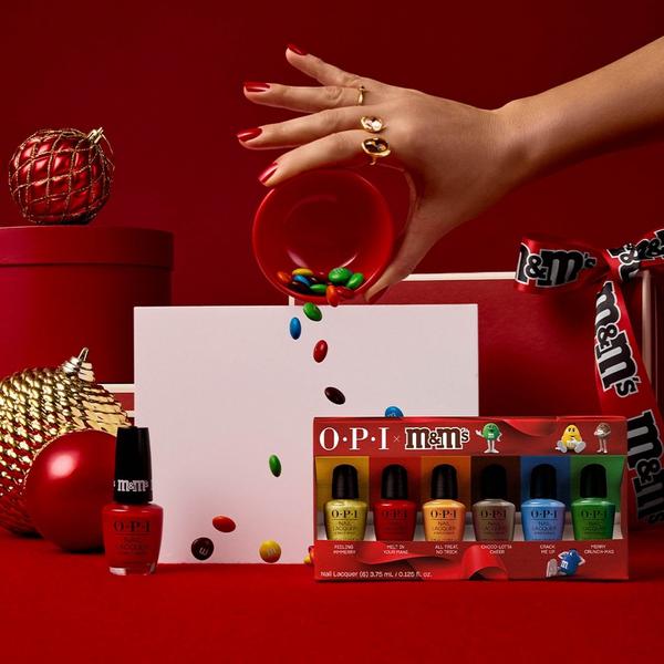 OPI OPIxM&M Holiday 6 Piece Collectible Nail Lacquer Polish Mini Pack #5