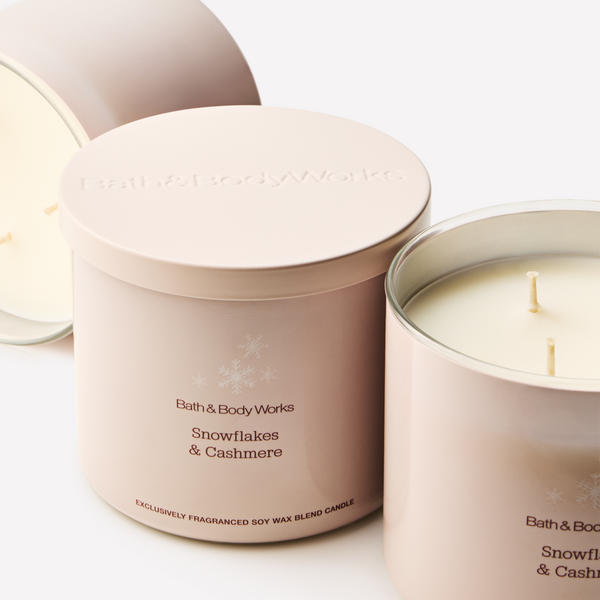Bath & Body Works Snowflakes & Cashmere 3-Wick Scented Candle #2