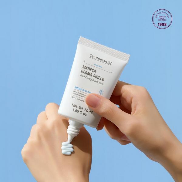 Centellian24 Madeca Derma Shield Vital Dewy Sunscreen Cream SPF 50+ #4