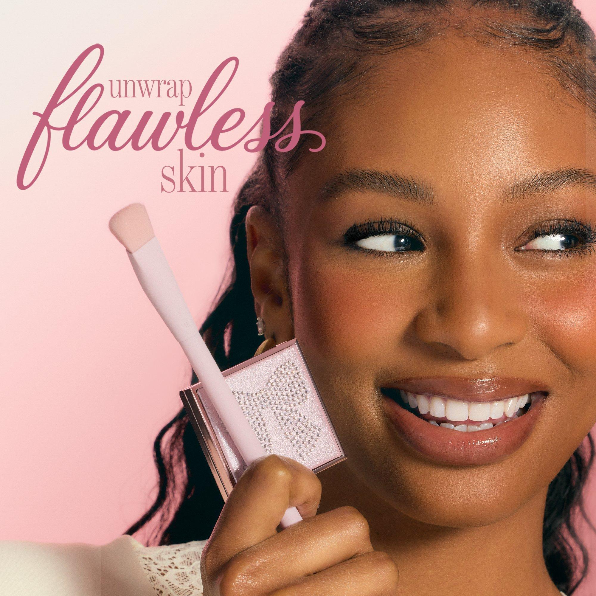 Корректор для кожи под глазами и кисть Tarte Face Card Never Declines CC, цвет: Светлый средний персиковый — фото 9