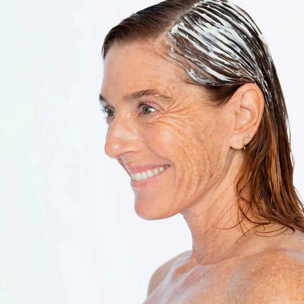 STRIPES BEAUTY by Naomi Watts The Crown Pleaser Ectoine Densifying & Hydrating Hair Mask #3