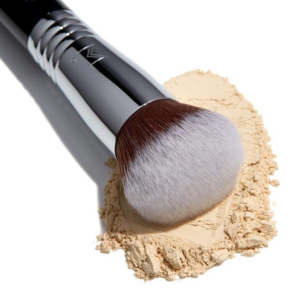 Sigma Beauty F82 Round Kabuki Brush #5