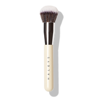 Kabuki Brush