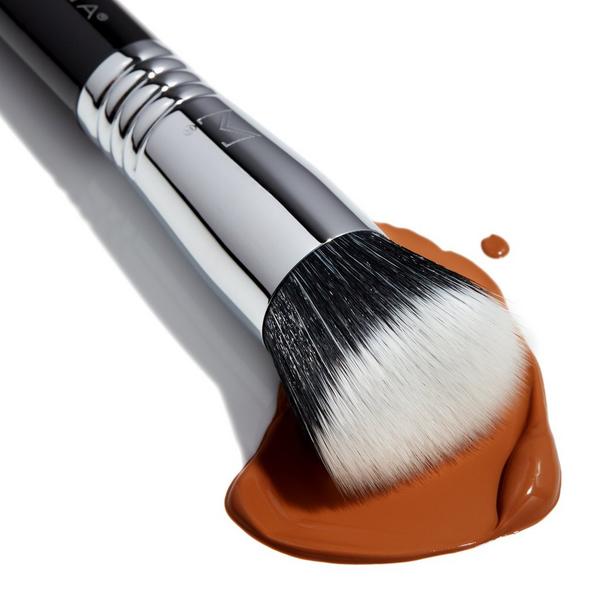 Sigma Beauty F80 Air Flat Kabuki Brush #4