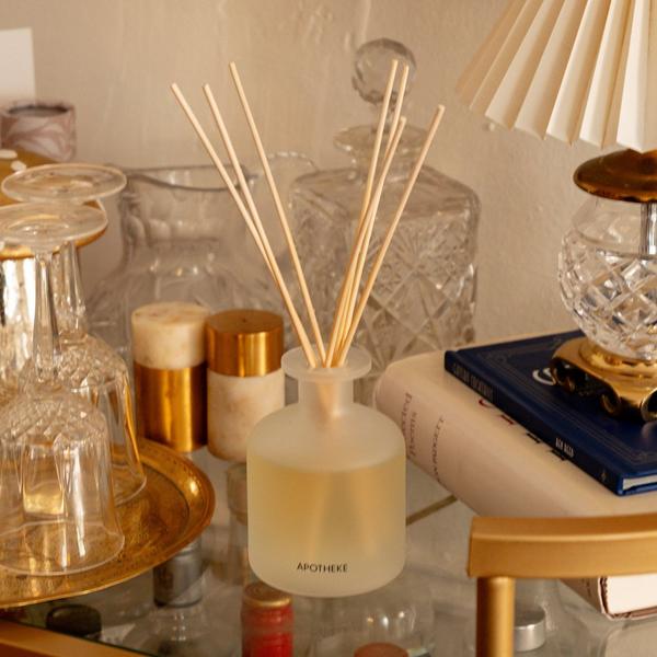 APOTHEKE Bergamot Tangerine Reed Diffuser #3