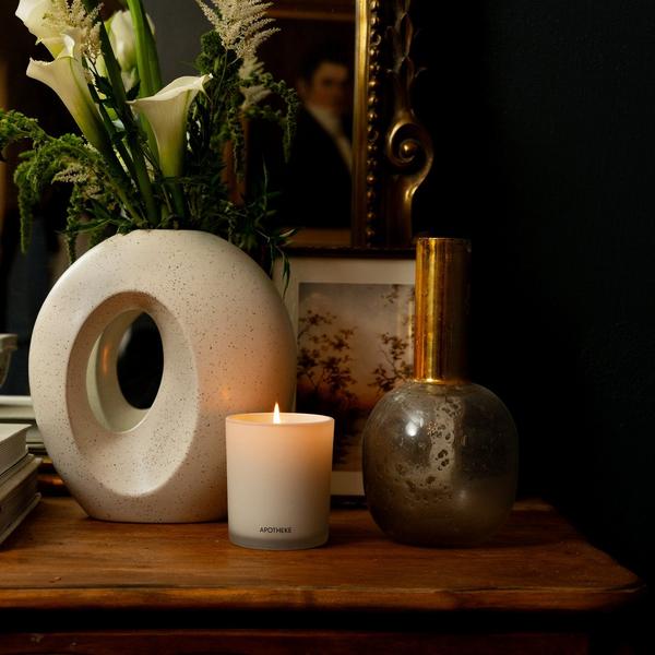 APOTHEKE Earl Grey Bitters Scented Candle #3