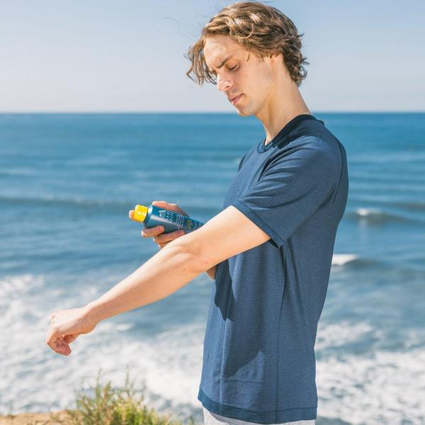 Oars + Alps Hydrating Antioxidant SPF 30 Spray #4