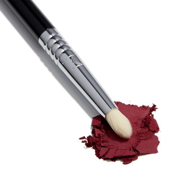 Sigma Beauty E30 Pencil Brush #5