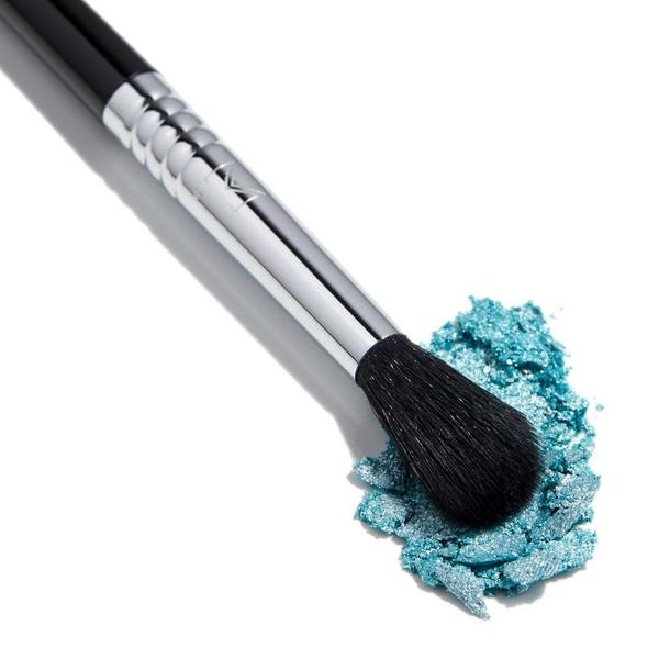 Sigma Beauty E40 Tapered Blending Brush #4
