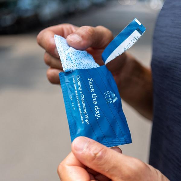 Oars + Alps Cooling + Cleaning Wipes #2