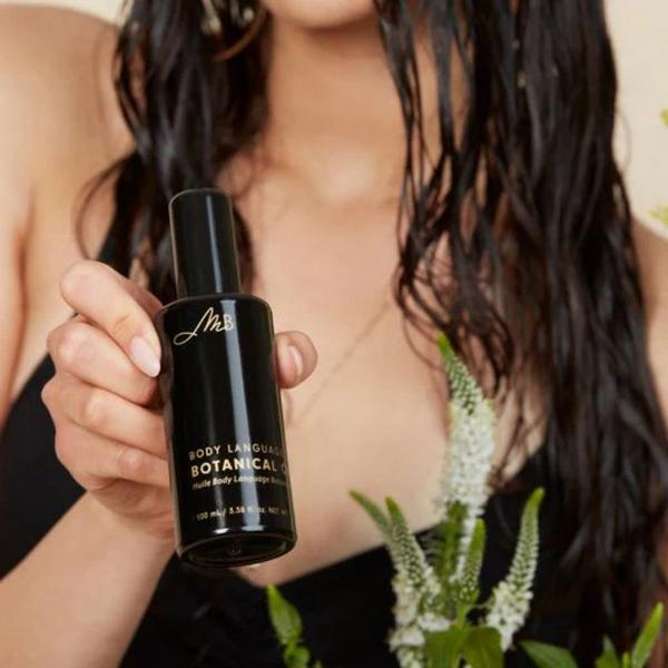 Monika Blunder Beauty Body Language Botanical Oil #4