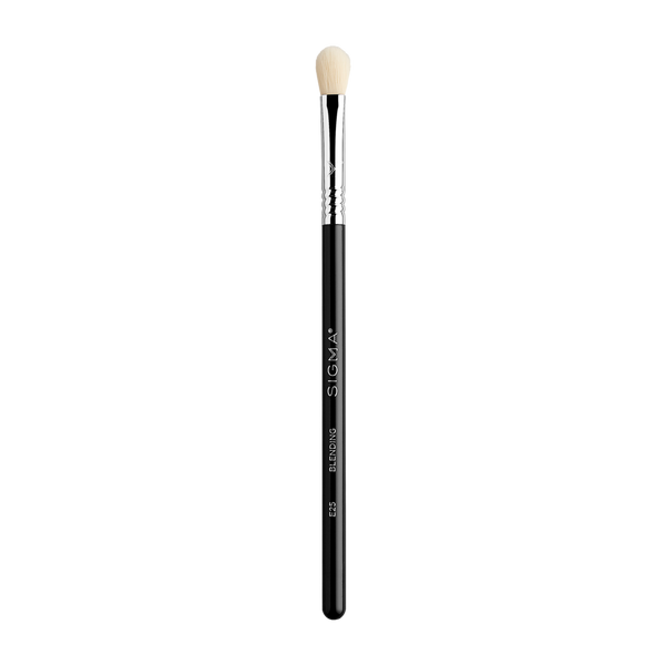 Sigma Beauty E25 Blending Brush #1