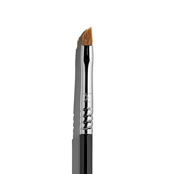 Sigma Beauty E06 Winged Liner Brush #1