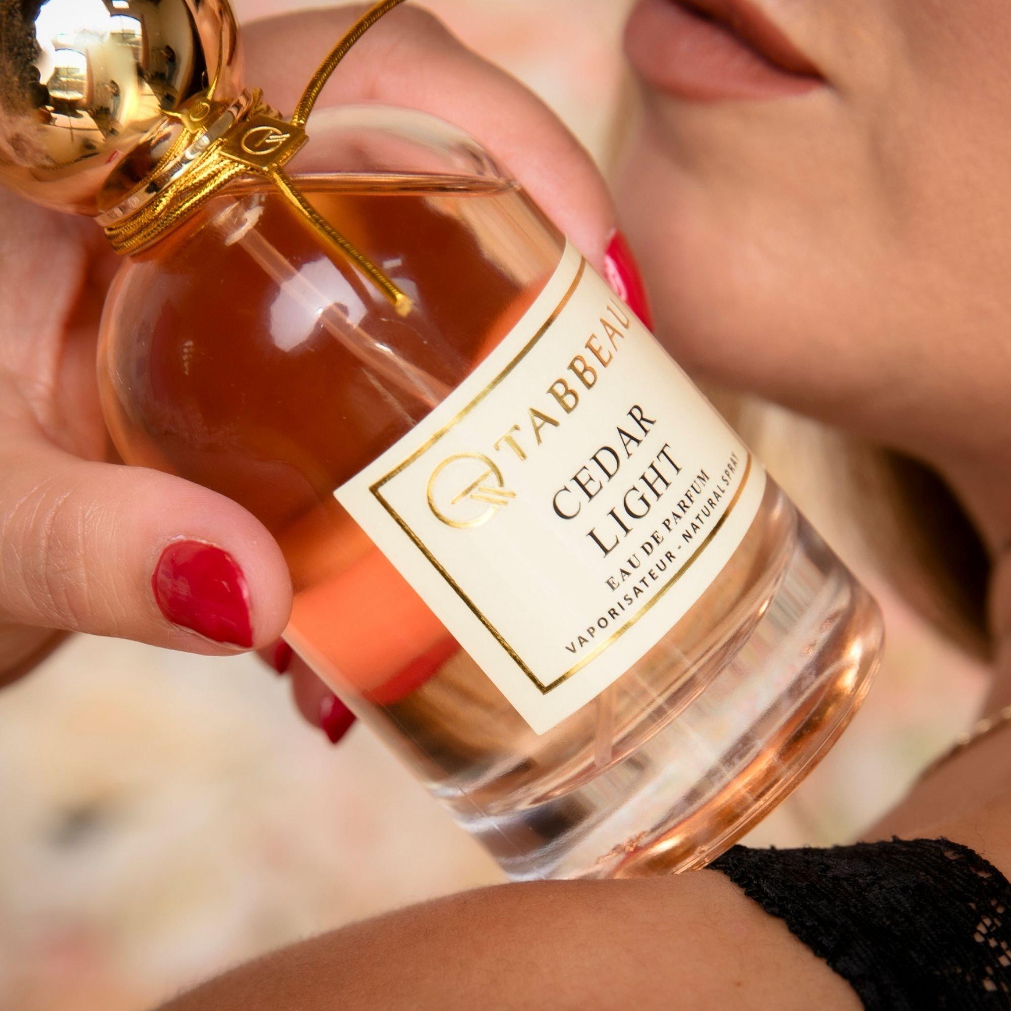 TABBEAU Cedar Light Eau de Parfum - Thumbnail 5