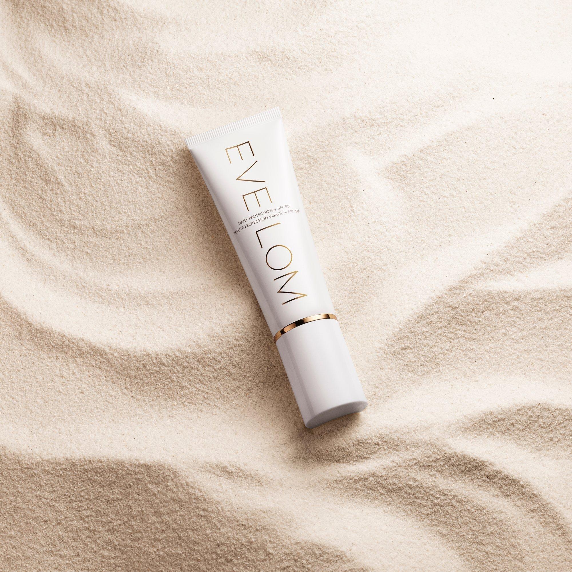 Ежедневная защита для лица Eve Lom Daily Protection SPF 50 — фото 3
