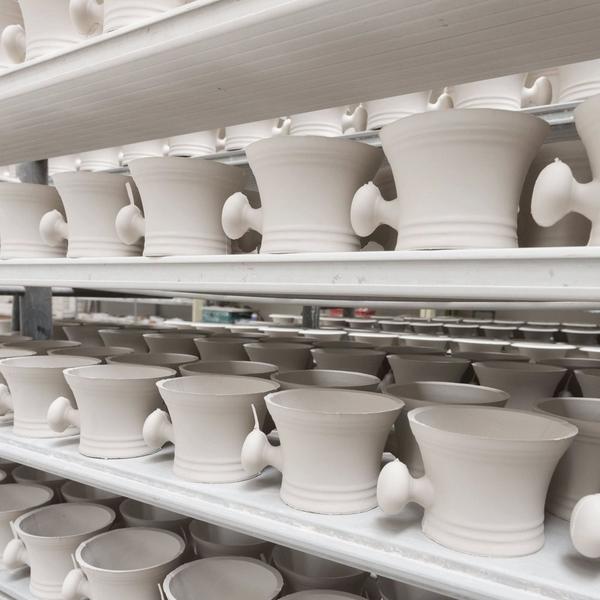 MÜHLE Porcelain Shaving Mug with Handle #2
