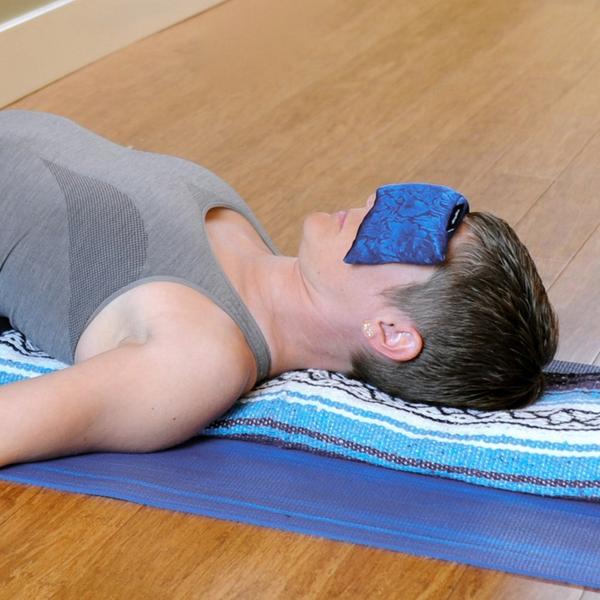 Hugger Mugger Silk Eye Pillow with Herbal Filling #3