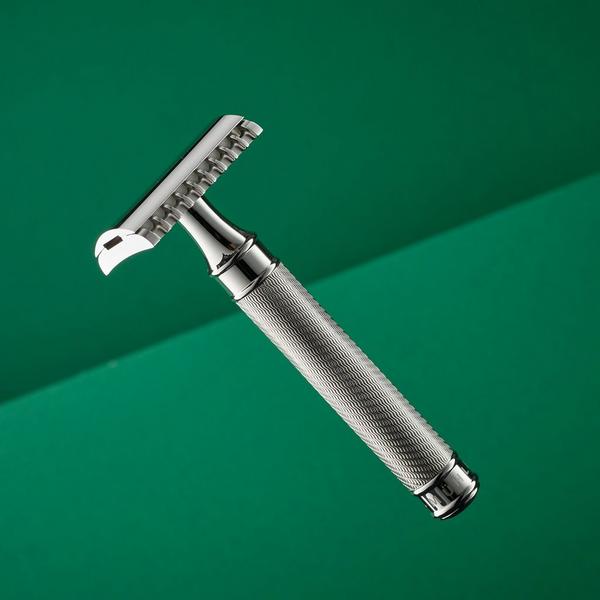 MÜHLE Traditional Large Steel Safety Razor - Open Comb #2