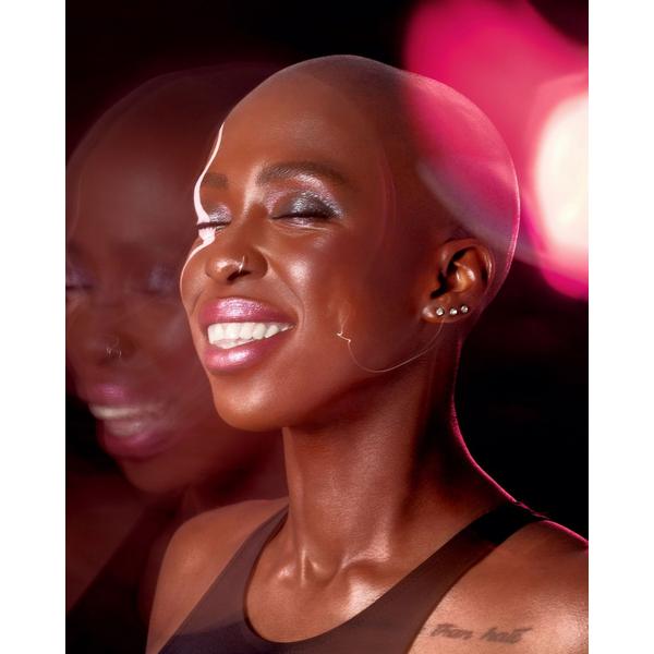 Queen Cosmetics Sublime Hearts Refillable Iridescent Shadow #5