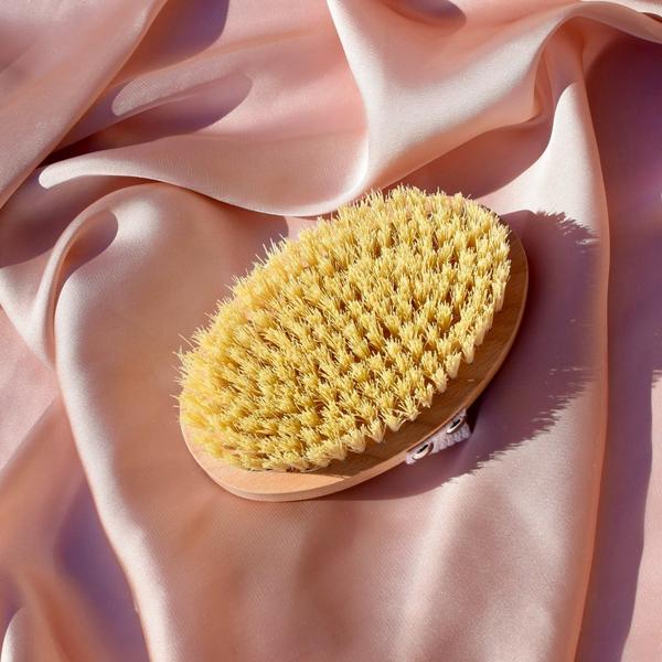 Rosebud Woman Perfect Skin Brush #5