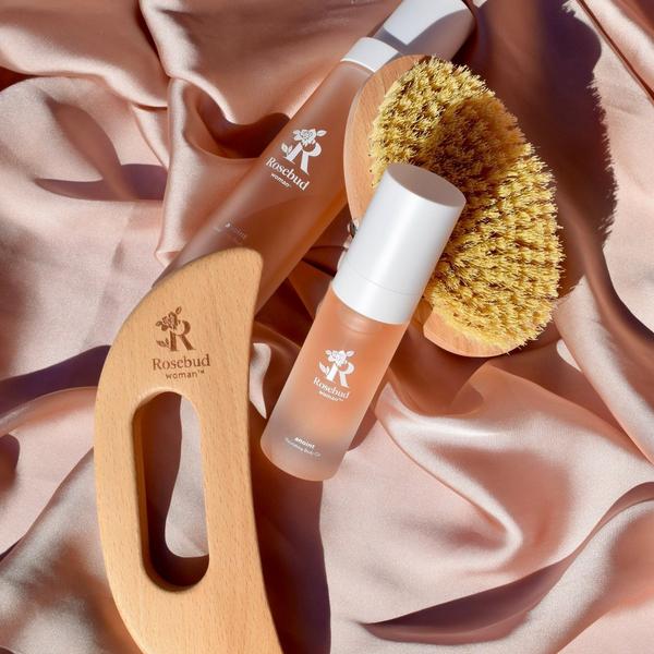 Rosebud Woman Perfect Skin Brush #6