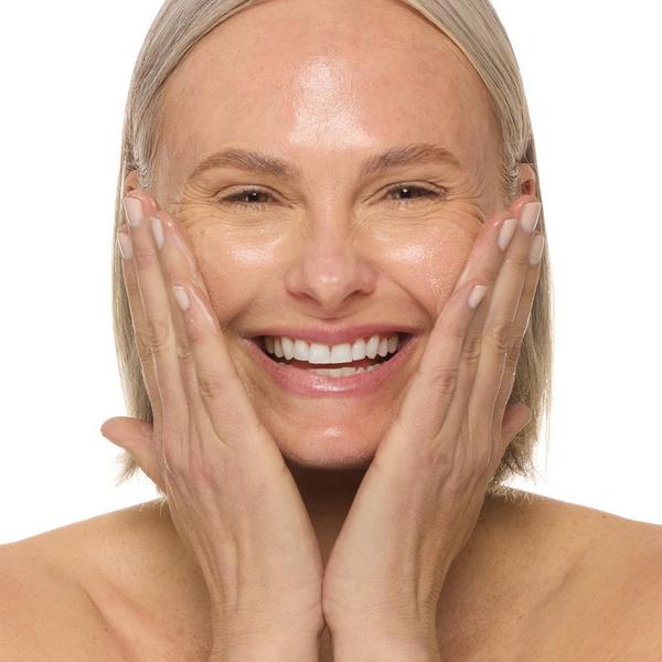 NassifMD Skincare Pure Hydration Gentle Cleanser #5