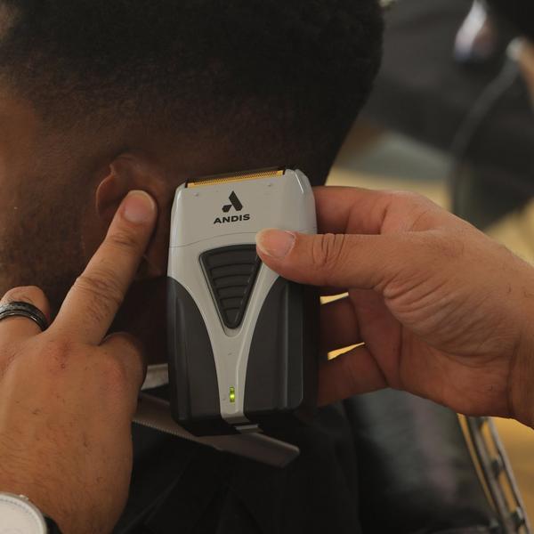 Andis ProFoil Lithium Plus Titanium Foil Shaver #5