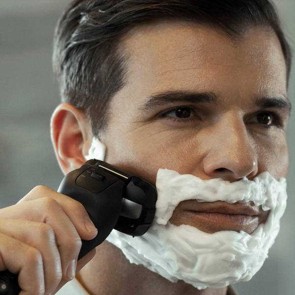 Panasonic ARC6 Luxury 6-Blade Men's Electric Shaver #4
