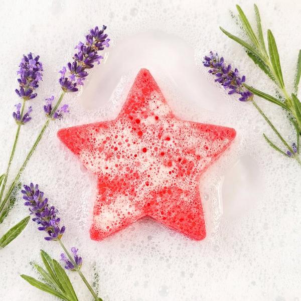SPONGELLE Spongellé DC Wonder Woman™ Lavender Body Buffer | Body Wash Infused Buffer #5