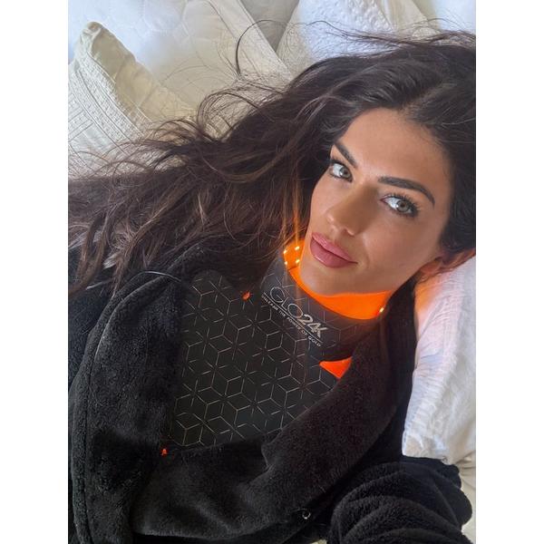 Glo24k 7 Color LED Super Mask for the Neck, Chest & Décolleté #2