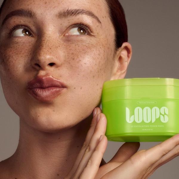 LOOPS Skincare Essentials Exfoliating Toner Pads #3