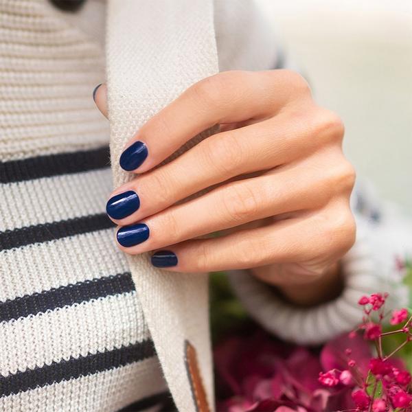Manucurist Green Nail Polish, Quick Dry, Non-Toxic Nail Polish with Gel-Like Finish #2