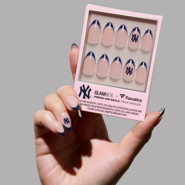 Glamnetic x Fanatics Nail New York Yankees Press-On Nails #2