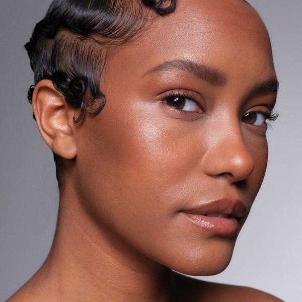 Kevyn Aucoin The Sensual Skin Bronzer #2