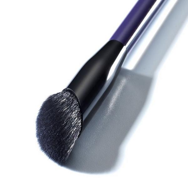 Kevyn Aucoin Concealer and Color Corrector Brush #2