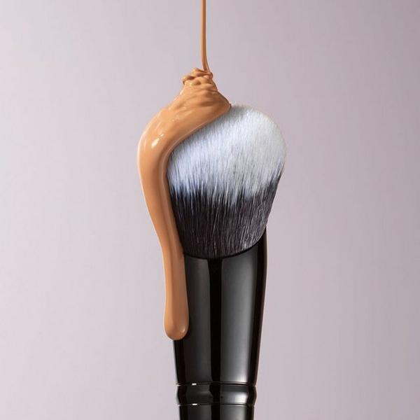 Kevyn Aucoin Duet Foundation Brush #3