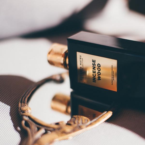 Rosendo Mateu Incense Wood Parfum #6