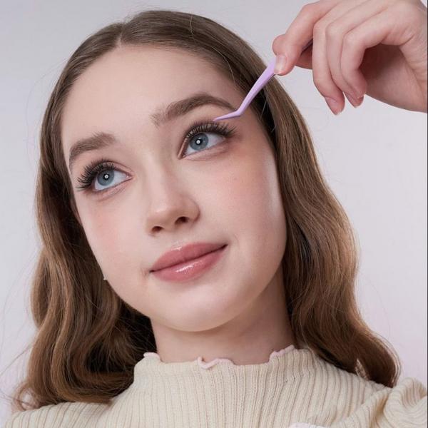 Char Cosmetics Non-stick Lash Tweezer #4