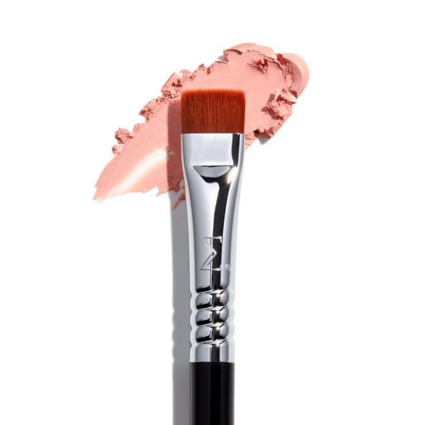 Sigma Beauty E15 Flat Definer Brush #3