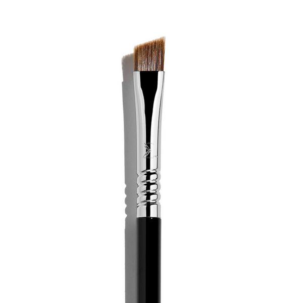 Sigma Beauty E75 Angled Brow Brush #2
