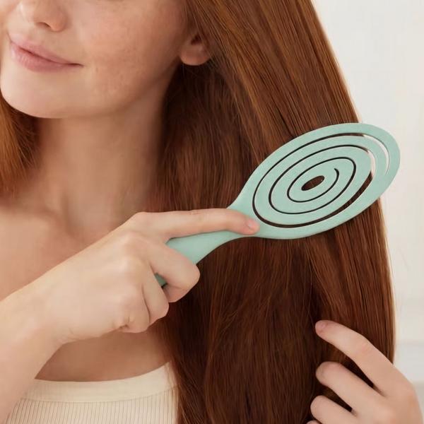 Blissy Detangling Brush #4