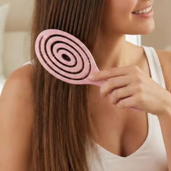 Blissy Detangling Brush #4