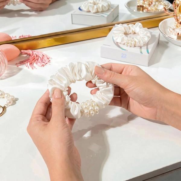 Blissy Petite Pearl Scrunchies #3